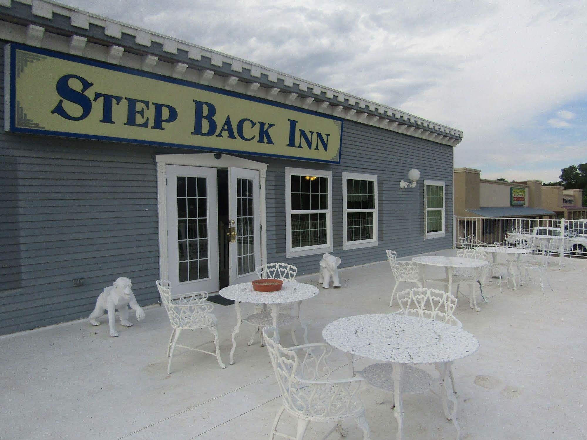 Step Back Inn Aztec Kültér fotó